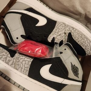 Jordan Kids Black and Gray Sneakers with Red Laces
